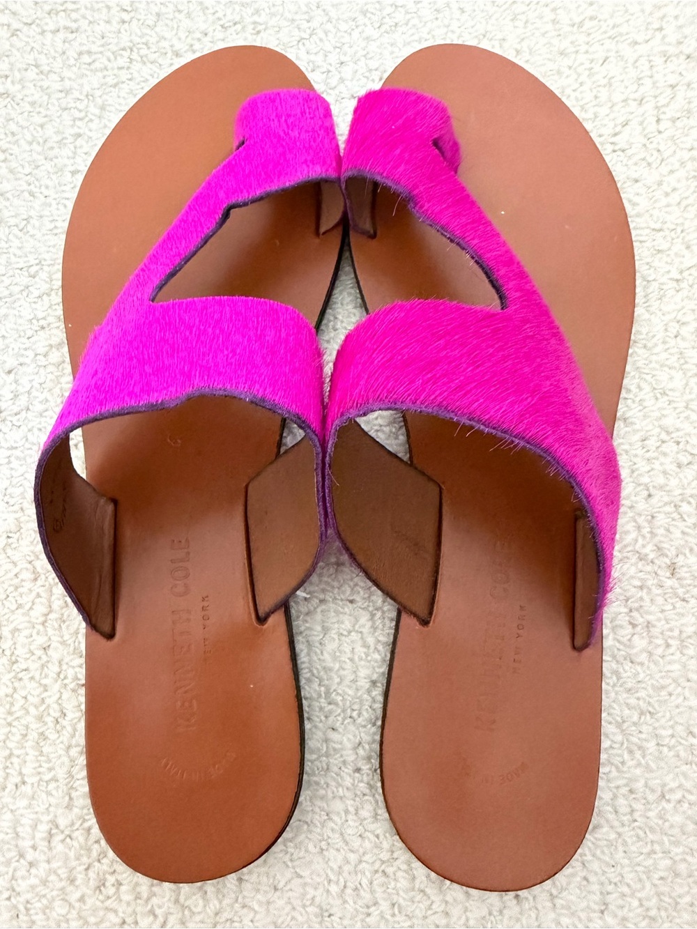 Kenneth Cole New York Hot Pink Slide Sandals Sz 9.5 Italian leather